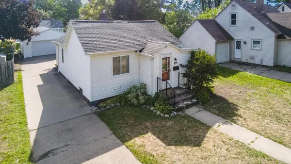 825 S 11TH AVENUE, Wausau, WI 54401