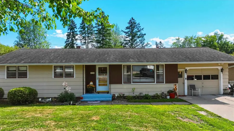 1308 E 17TH STREET, Marshfield, WI 54449 - #2