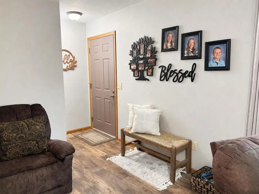600 W 11TH STREET, Marshfield, WI 54449 - #3