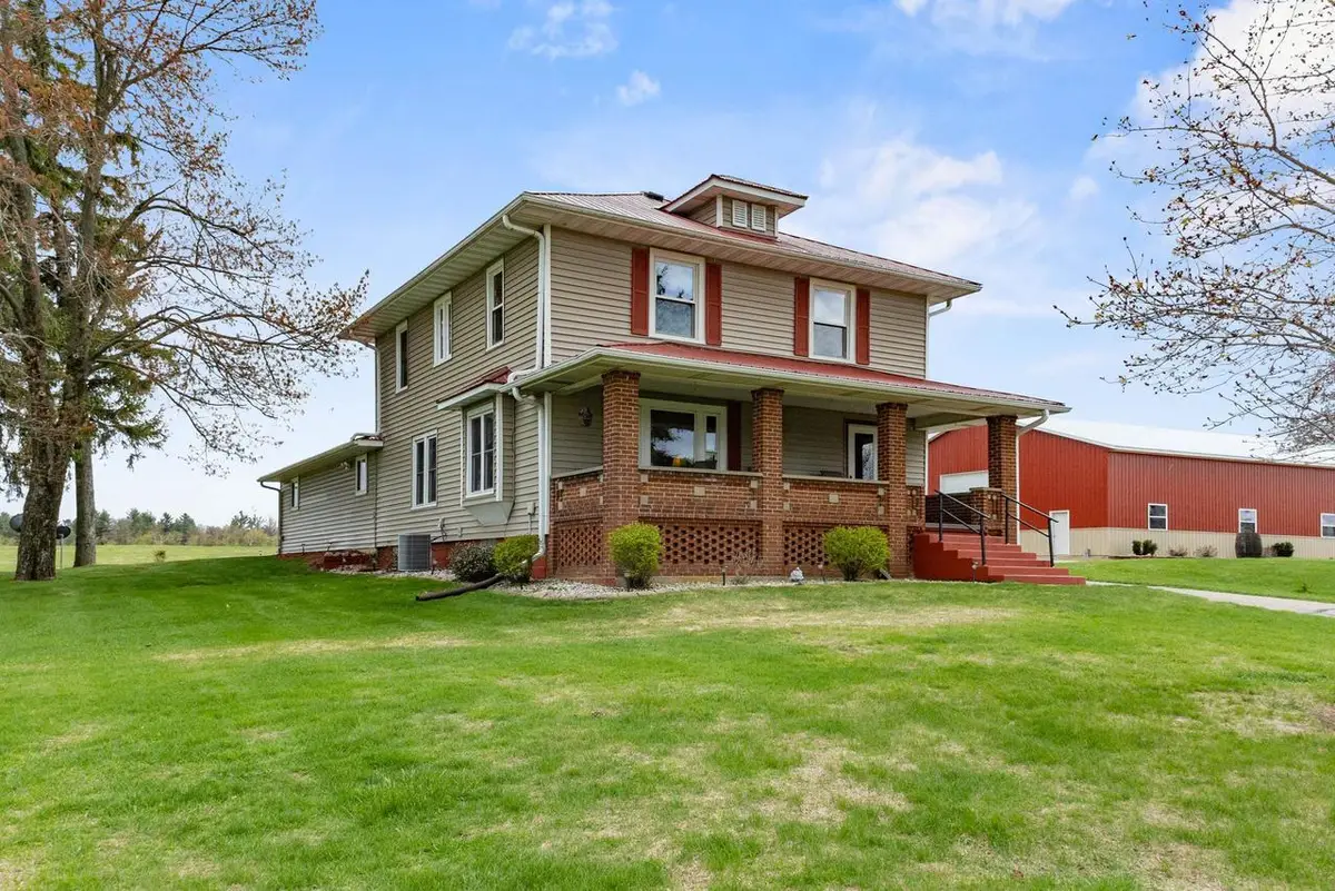 E721 COUNTY ROAD MM, Iola, WI 54945 - #1