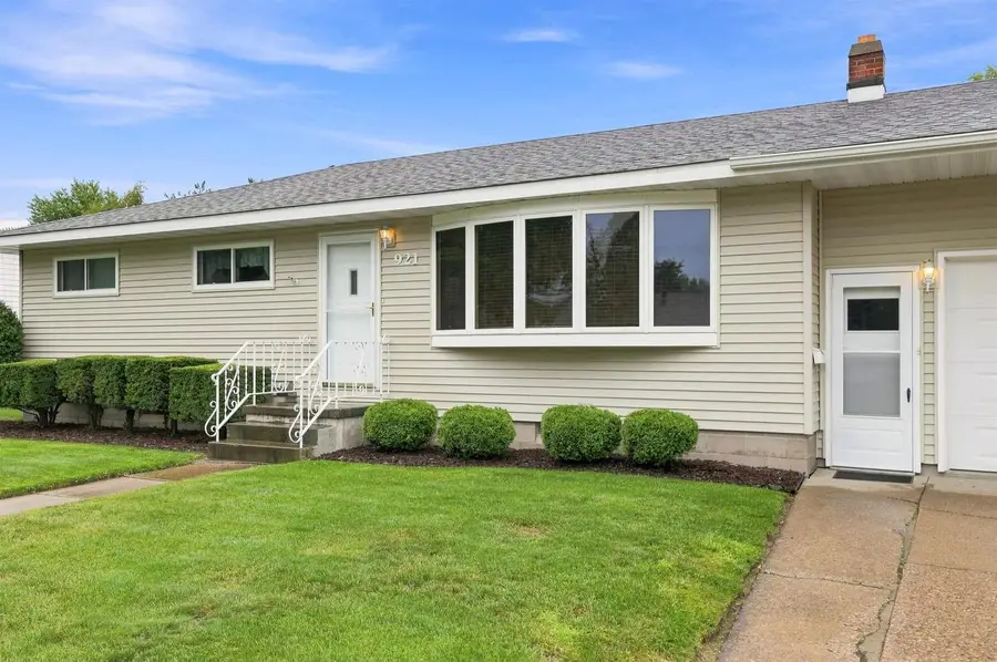 921 15TH STREET SOUTH, Wisconsin Rapids, WI 54494 - #3