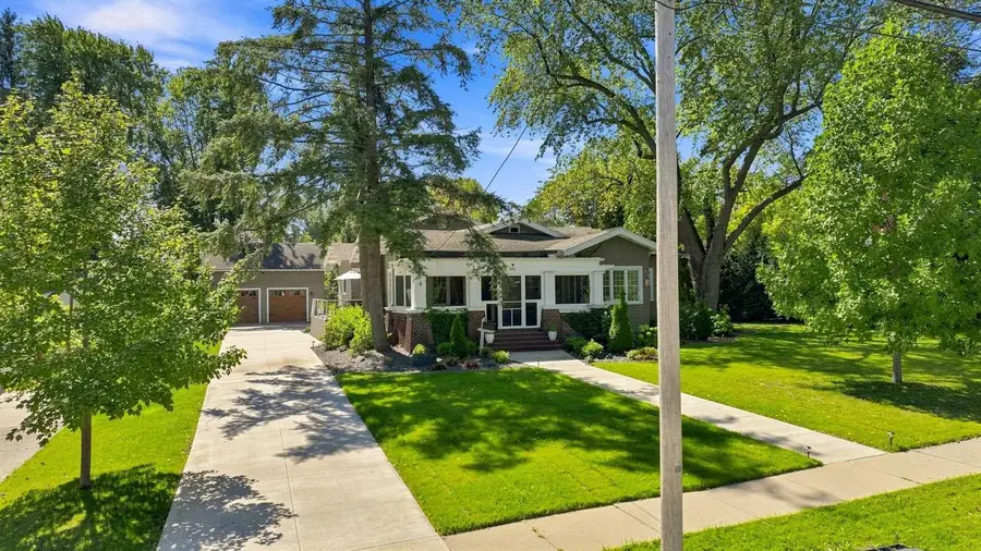910 W 5TH STREET, Marshfield, WI 54449 - #2