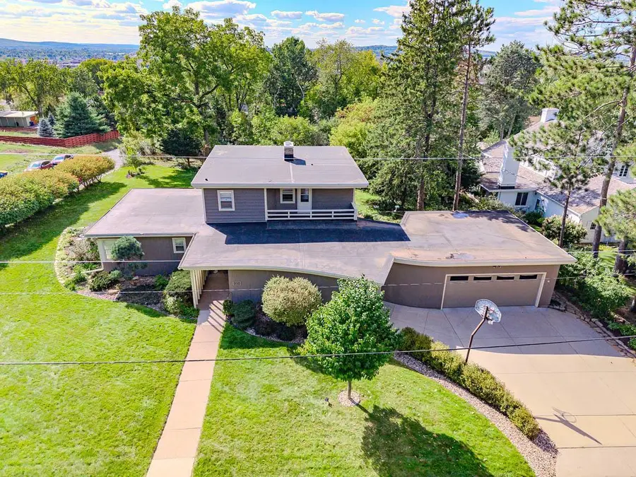 910 N 13TH STREET, Wausau, WI 54403 - #2