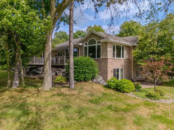 1804 POPLAR LANE #Unit 8, Wausau, WI 54403