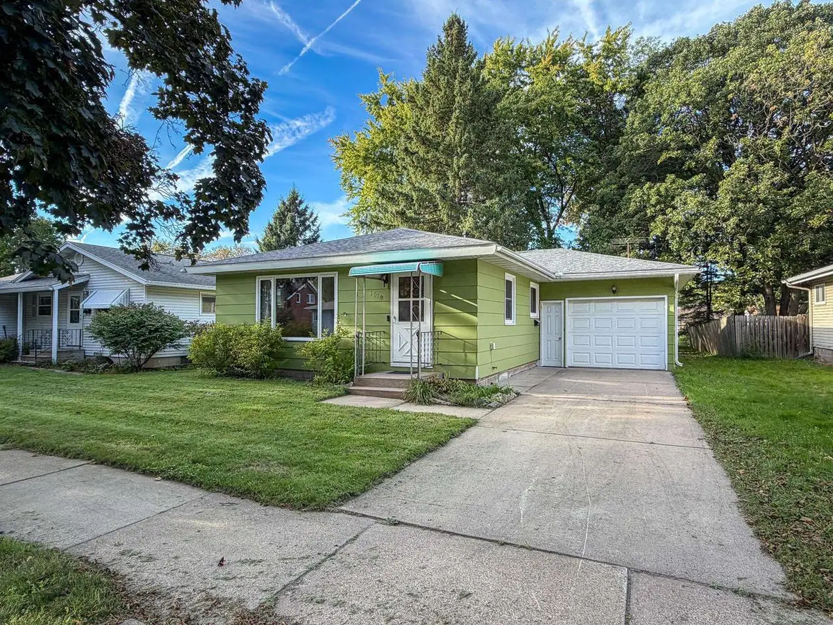 1020 MCINTOSH STREET, Wausau, WI 54403 - #1