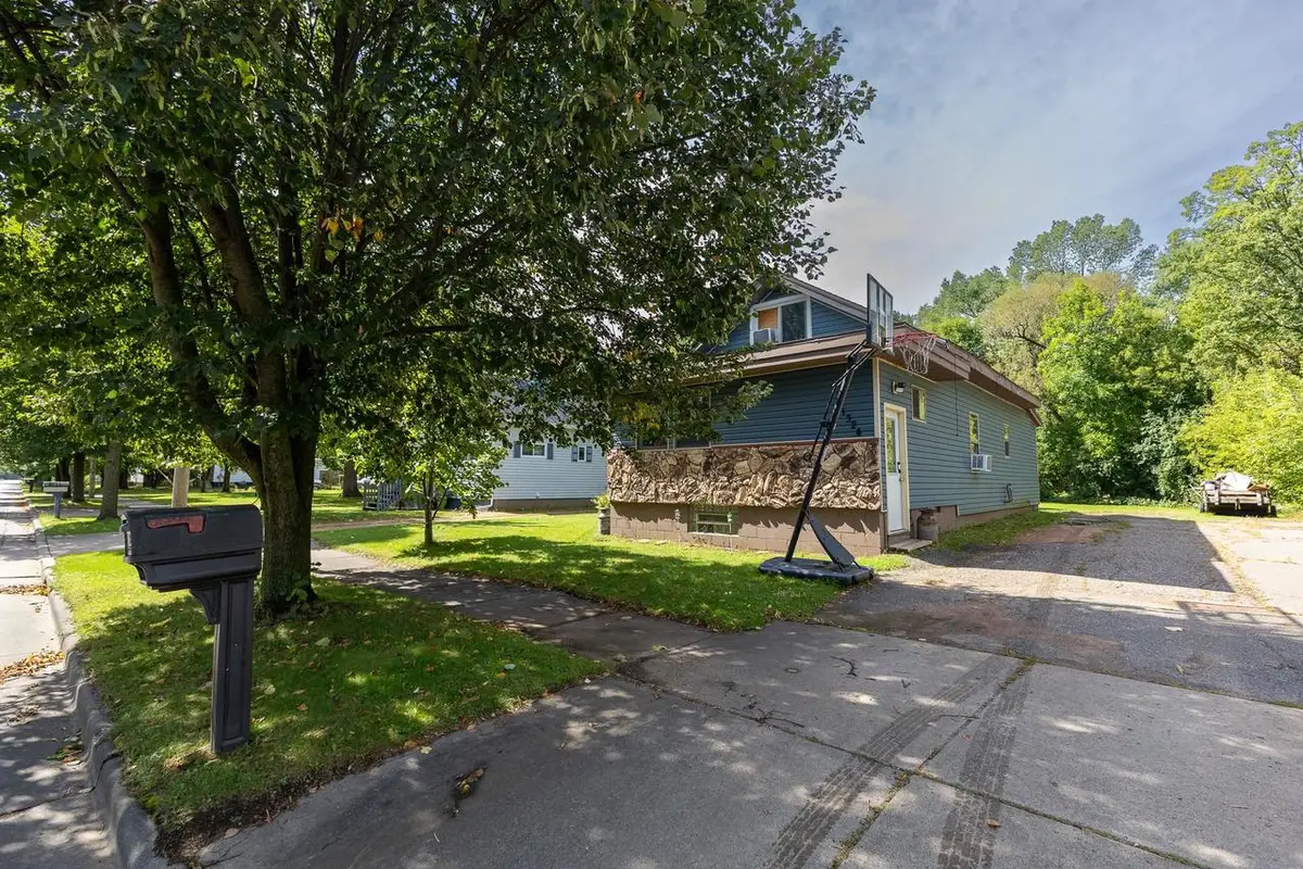1324 S 3RD AVENUE, Wausau, WI 54401 - #1