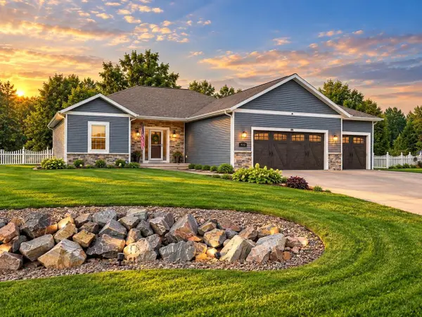 910 TORREY PINES WAY, Plover, WI 54467