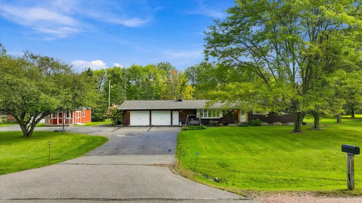 201383 GALVIN AVENUE, Marshfield, WI 54449 - #1