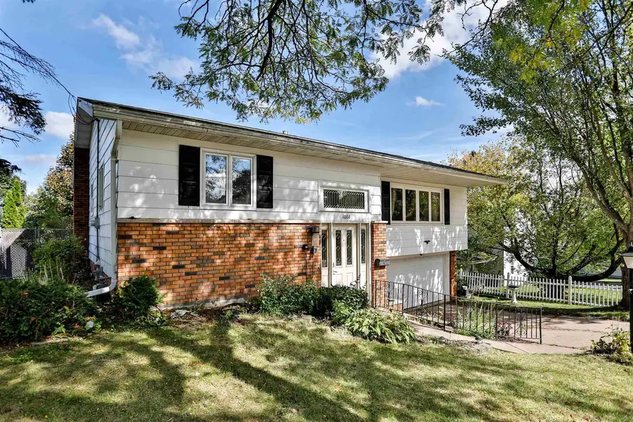 1008 ELM STREET, Wausau, WI 54401 - #2