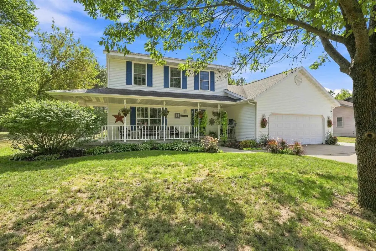325 KING OLAVS LANE, Iola, WI 54945 - #1