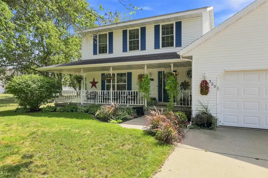325 KING OLAVS LANE, Iola, WI 54945 - #2