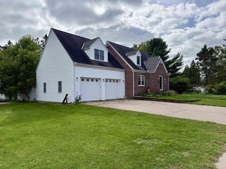 141 FOREST AVENUE, Phillips, WI 54555 - #3