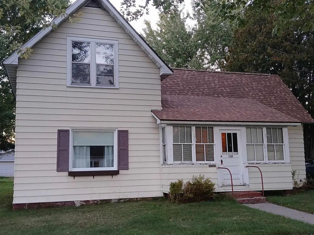 706 CHIPPEWA STREET, Merrill, WI 54452 - #1