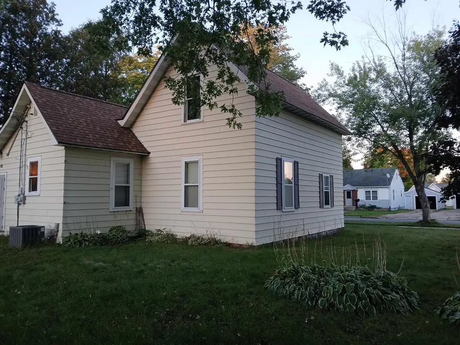 706 CHIPPEWA STREET, Merrill, WI 54452 - #2