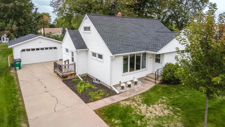 1210 S 13TH STREET, Wisconsin Rapids, WI 54494 - #2