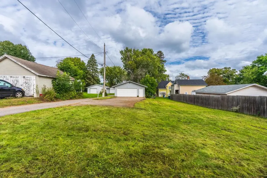 506 ELM STREET #GARAGE Vacant, Wausau, WI 54401 - #2