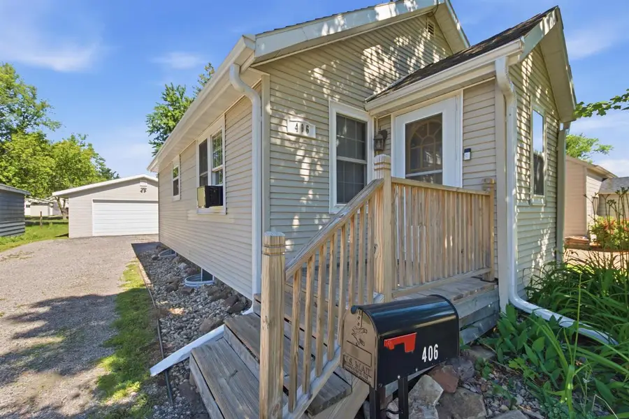 406 N ASH AVENUE, Marshfield, WI 54449 - #2