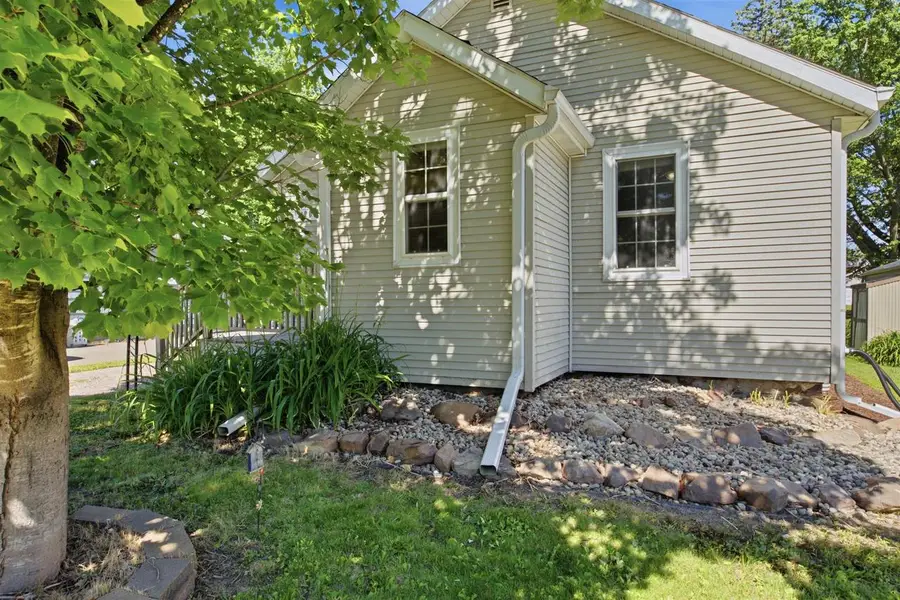 406 N ASH AVENUE, Marshfield, WI 54449 - #3
