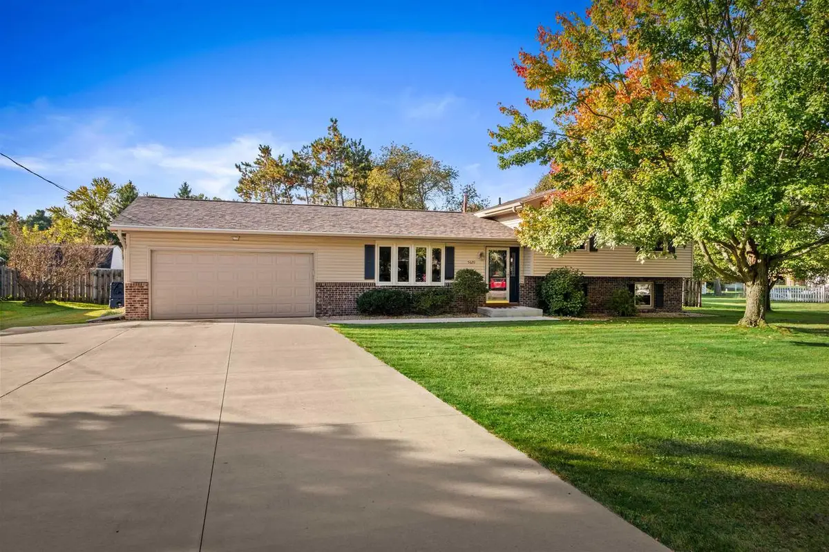 5620 KELLNER ROAD, Wisconsin Rapids, WI 54494 - #1