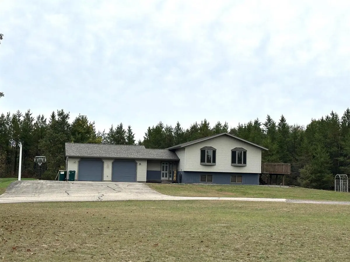 3731 MILL AVENUE, Wisconsin Rapids, WI 54494 - #1