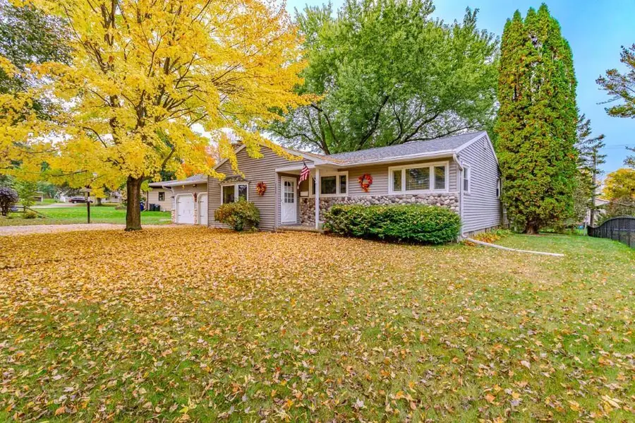 1516 SUMMIT DRIVE, Wausau, WI 54401 - #2