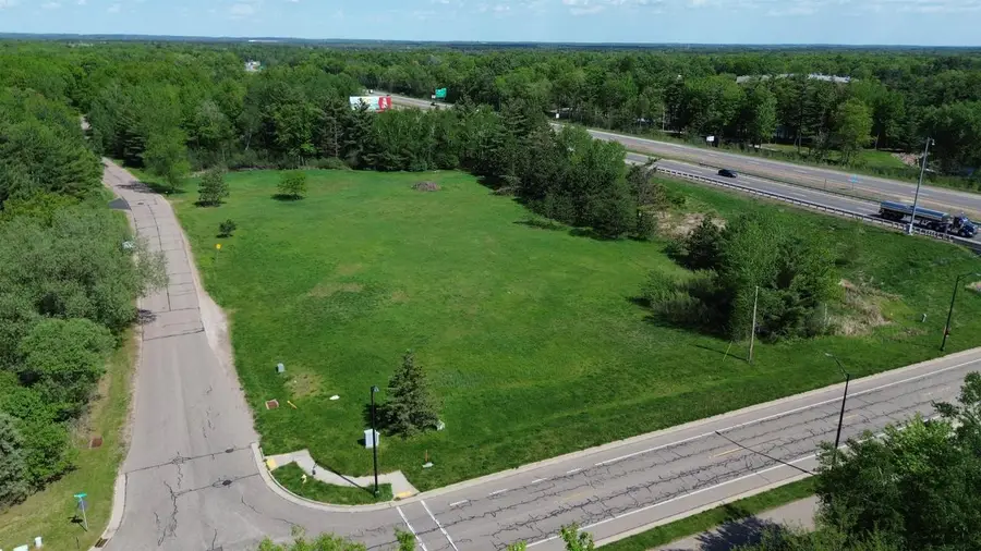 2101 & 2125 EAGLE SUMMIT, Stevens Point, WI 54482 - #2