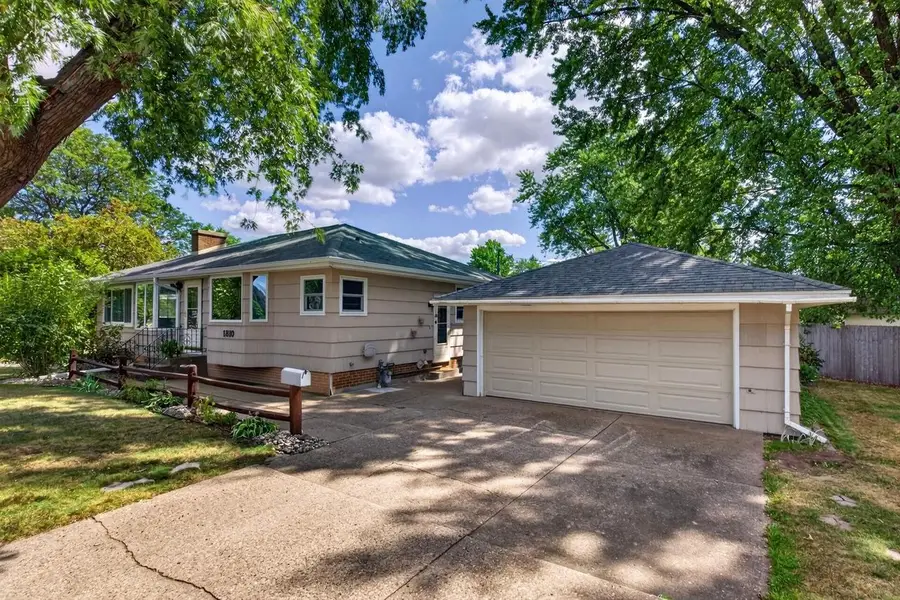 1810 RIVERVIEW DRIVE, Wisconsin Rapids, WI 54494 - #3
