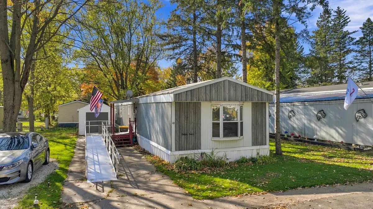 1407 N PEACH AVENUE #Lot #43, Marshfield, WI 54449 - #1