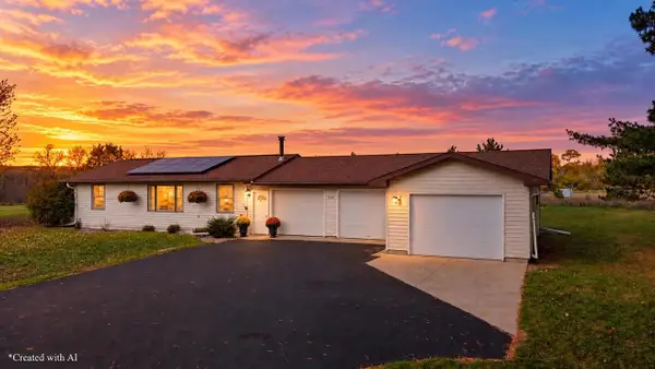 521 BAILEY STREET, Waupaca, WI 54981