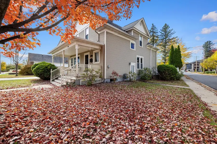 1418 W GRAND AVENUE, Schofield, WI 54476 - #3