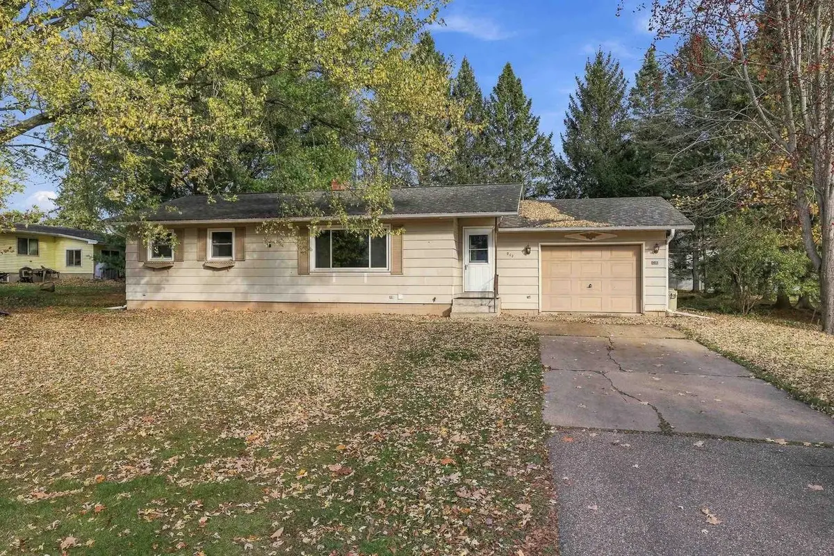 903 HOLLYWOOD DRIVE, Merrill, WI 54452 - #1