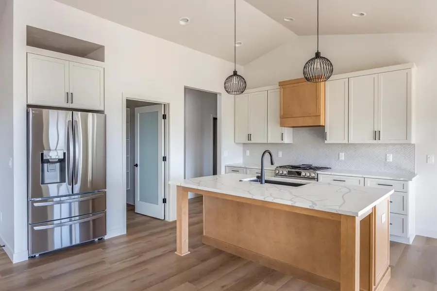 N8824 DUBLIN, Menasha, WI 54952 - Image #2