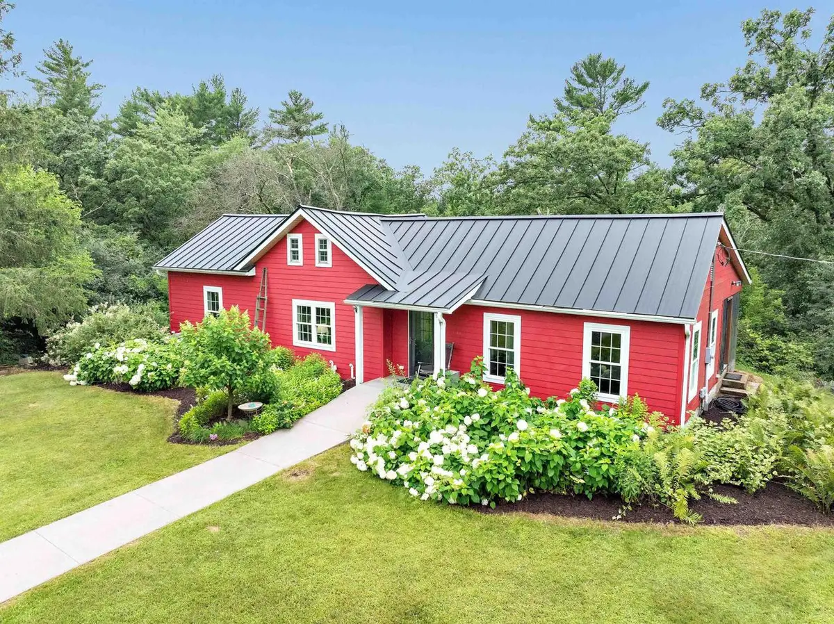 6974 WOODLAND LANE, Amherst, WI 54406 - Image #1