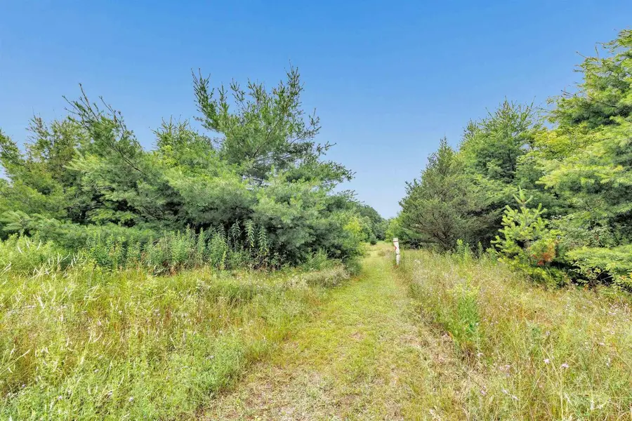 6974 WOODLAND LANE, Amherst, WI 54406 - Image #2