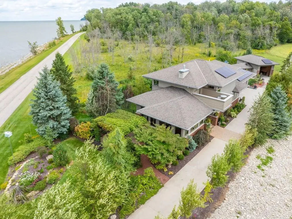 1156 S BAYSHORE ROAD, Brussels, WI 54204 - Image #1