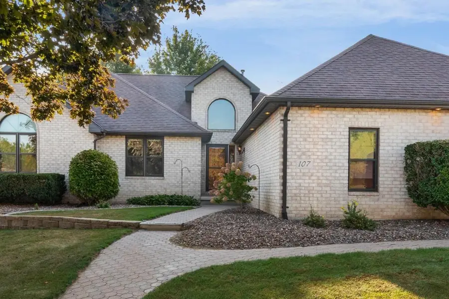 107 JASON COURT, Rosendale, WI 54974 - Image #2