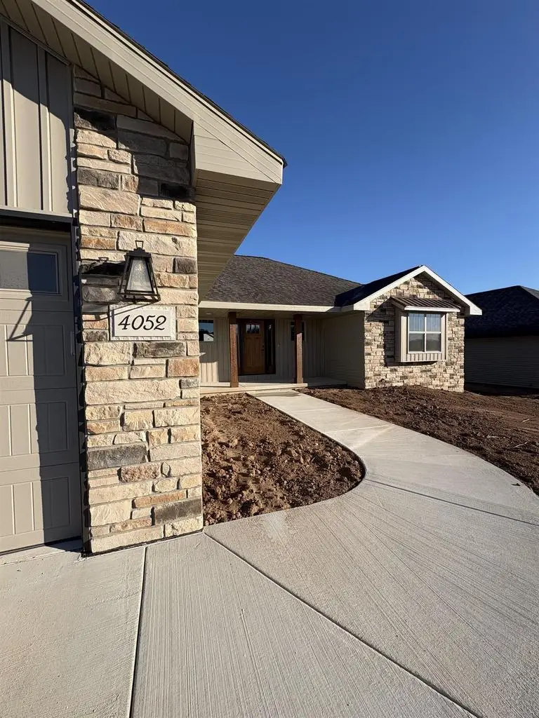 4052 ANTWERP AVENUE, Green Bay, WI 54313 - Image #2