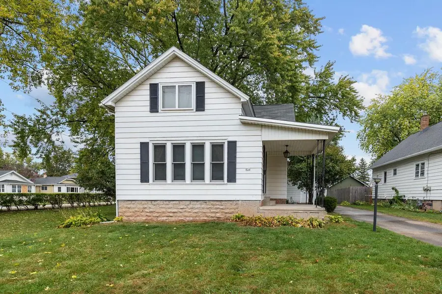 854 OSBORN AVENUE, Oshkosh, WI 54902 - Image #2