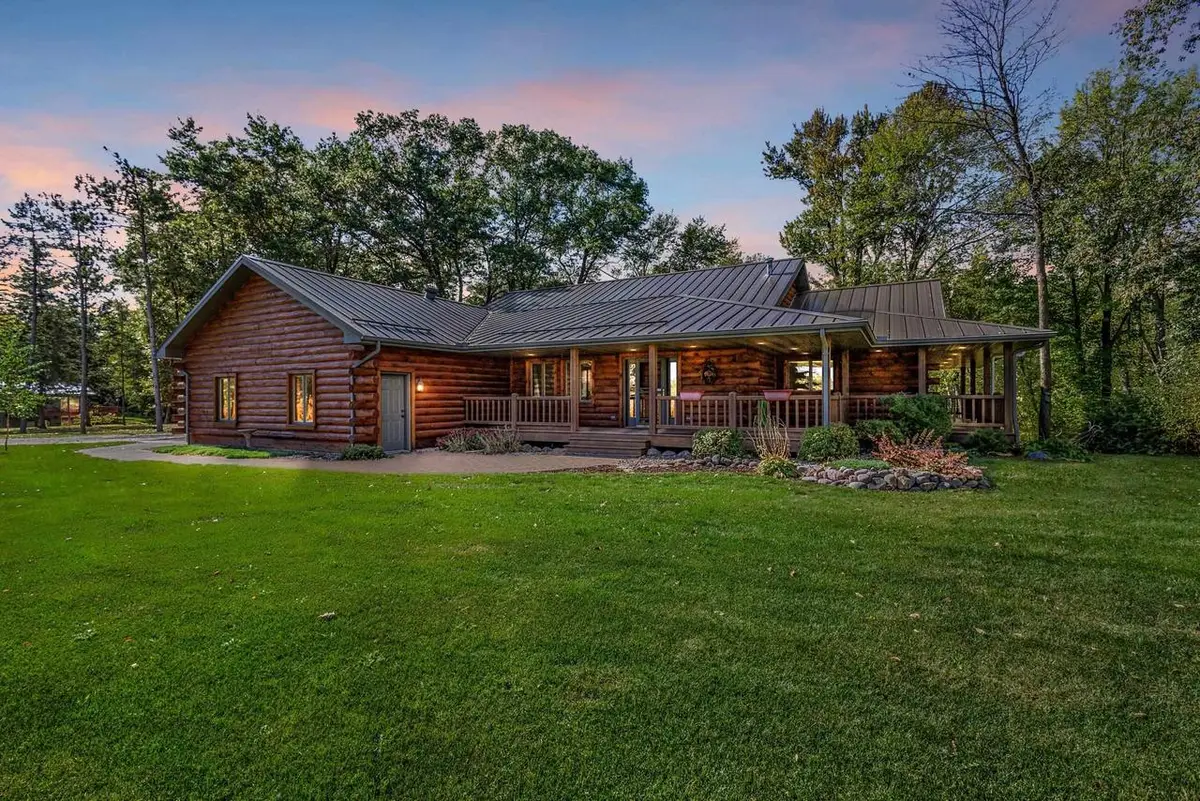 810 E RIVERVIEW LANE, Embarrass, WI 54933 - Image #1