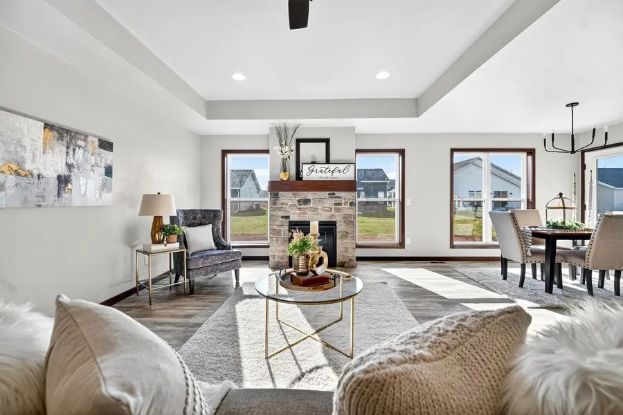 3759 E CALLALILLY LANE, Appleton, WI 54913 - Image #3