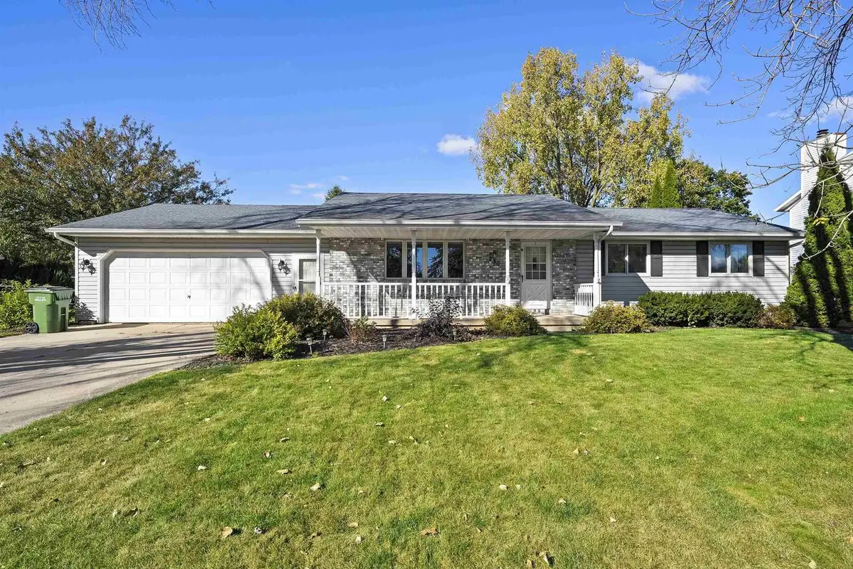 230 BENTWOOD DRIVE, Brillion, WI 54110 - Image #1