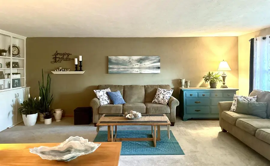 118 W GREENFIELD DRIVE, Little Chute, WI 54140 - Image #3