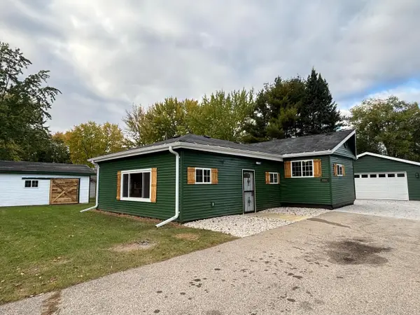 810 8TH ALY, Crivitz, WI 54114