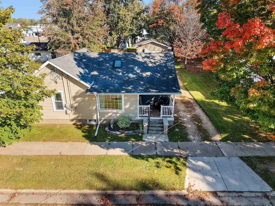 201 MODOC STREET, Clintonville, WI 54929 - Image #2