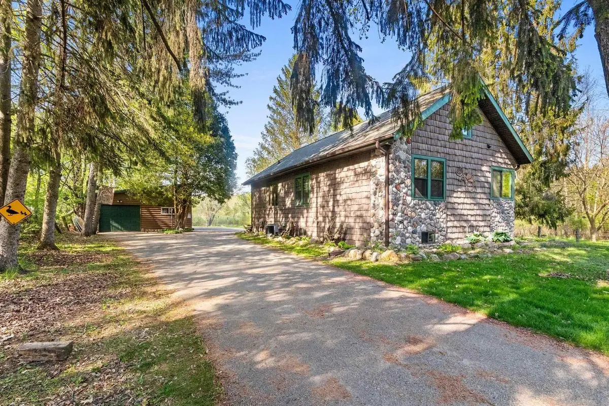 W5424 NORTH SHORE DRIVE, Shawano, WI 54166 - Image #1