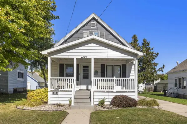 1326 CONGRESS AVENUE, Oshkosh, WI 54901