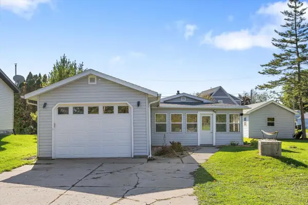 7609 WIDGEON LANE, Larsen, WI 54947