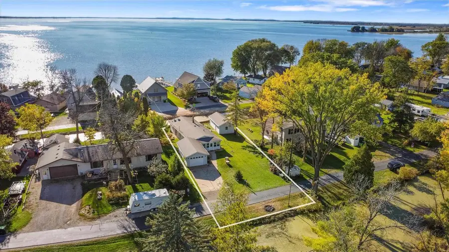 7609 WIDGEON LANE, Larsen, WI 54947 - Image #2