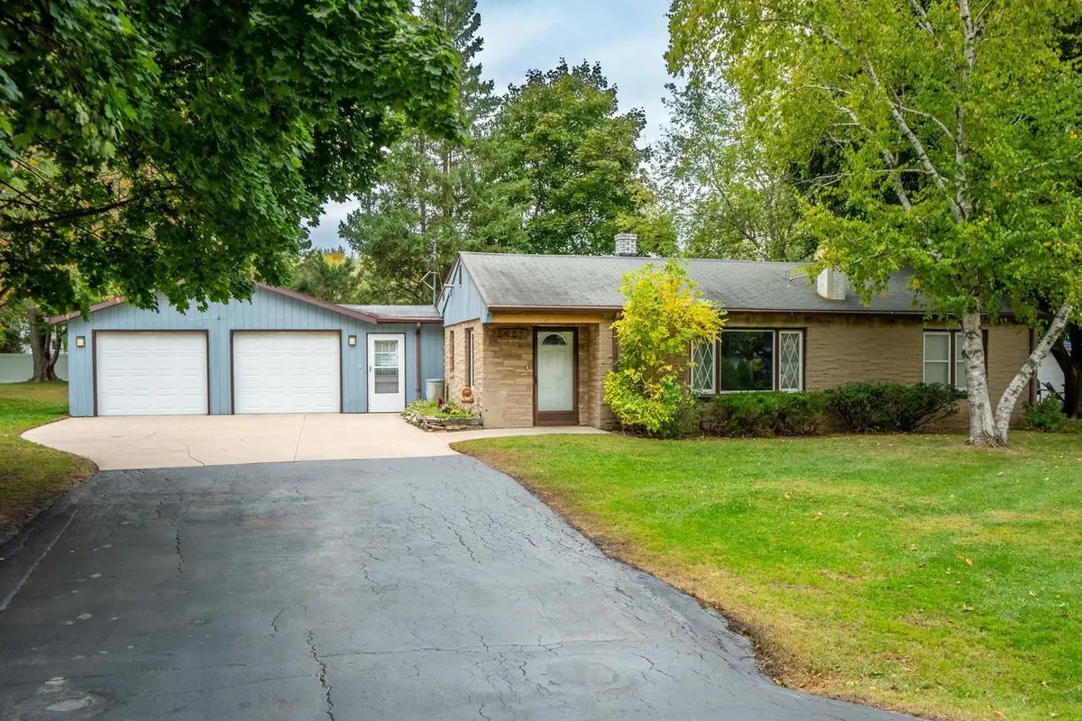 2427 BARBARA AVENUE, Appleton, WI 54915 - Image #1