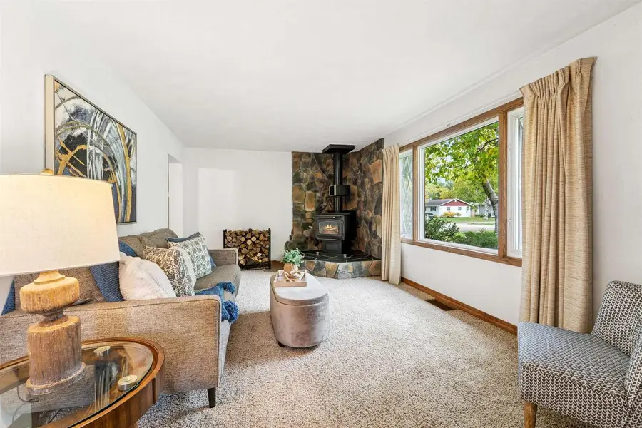 2427 BARBARA AVENUE, Appleton, WI 54915 - Image #2